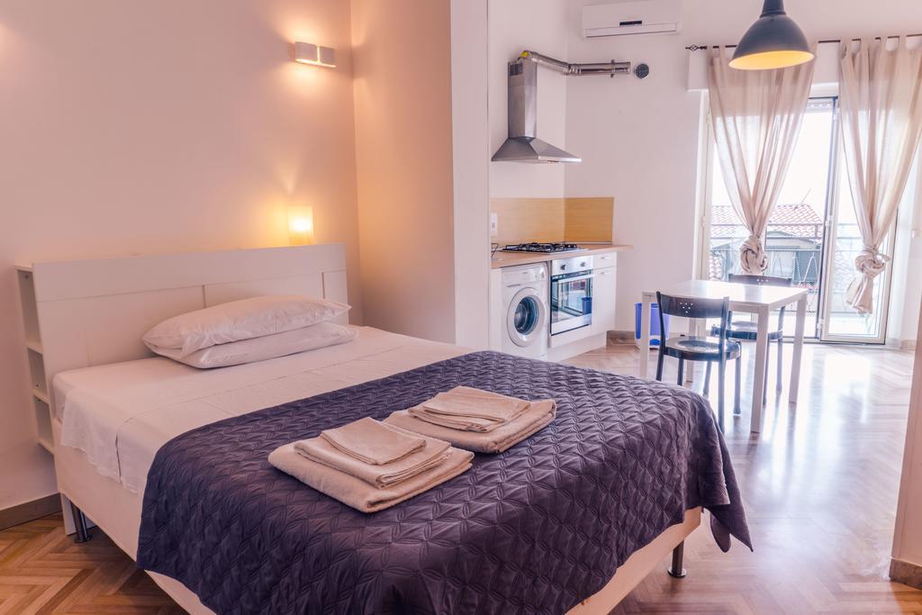 Solobed Apartment Reggio Calabria ภายนอก รูปภาพ