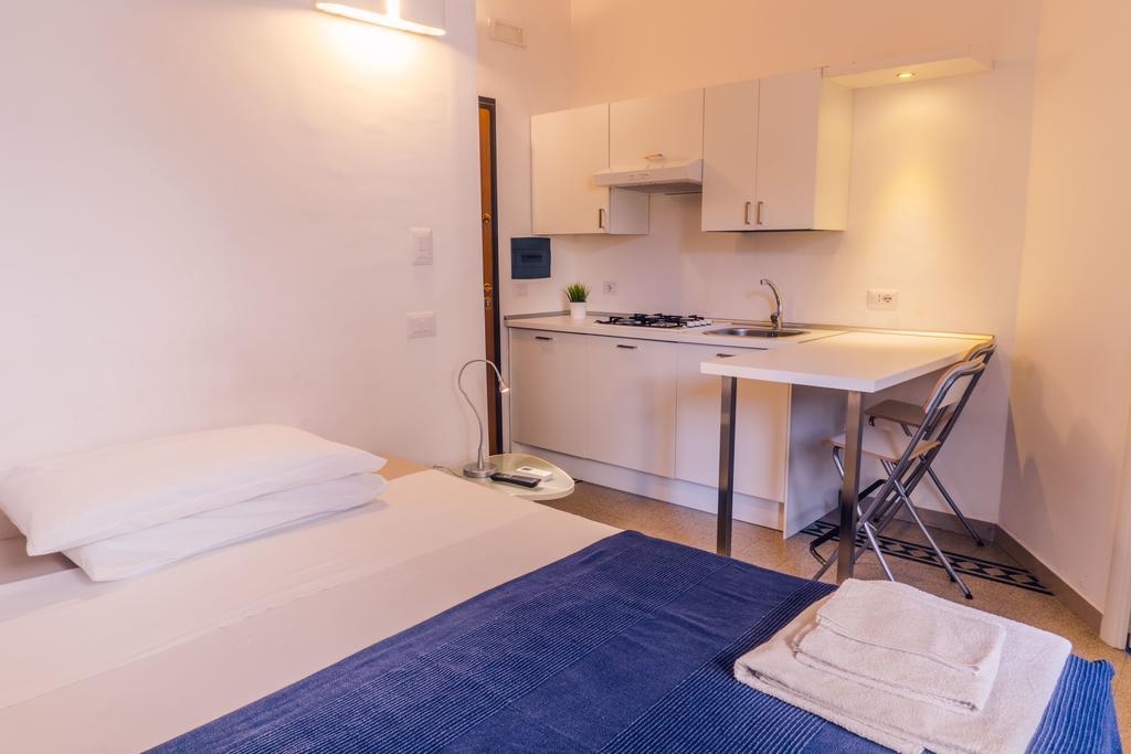 Solobed Apartment Reggio Calabria ภายนอก รูปภาพ